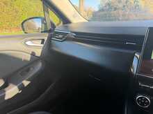 Renault Clio Blue dCi Iconic 