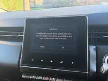 Renault Clio Blue dCi Iconic 