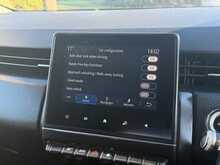 Renault Clio Blue dCi Iconic 