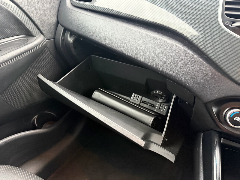 Kia 1.7 CRDi 3 MPV 5dr Diesel Manual Euro 6 (s/s) (139 bhp)