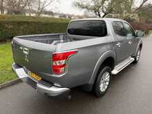 Mitsubishi L200 DI-D DC Barbarian 