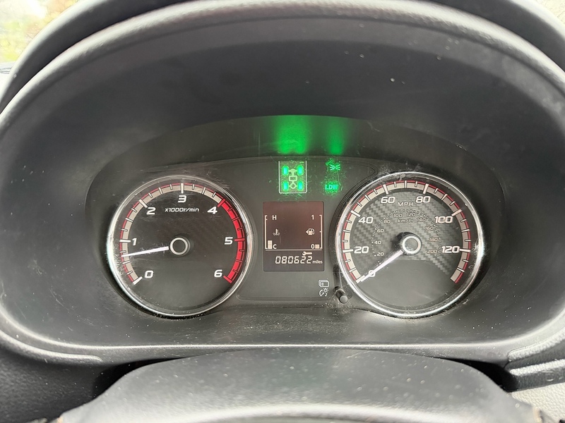 Mitsubishi 2.4 DI-D DC Barbarian Pickup Double Cab 4dr Diesel Manual 4WD Euro 6 (178 ps)