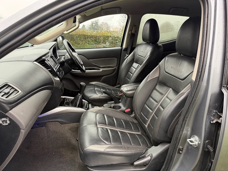 Mitsubishi 2.4 DI-D DC Barbarian Pickup Double Cab 4dr Diesel Manual 4WD Euro 6 (178 ps)