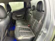 Mitsubishi L200 DI-D DC Barbarian 