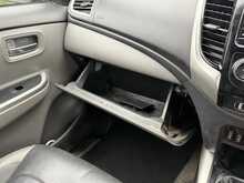 Mitsubishi L200 DI-D DC Barbarian 