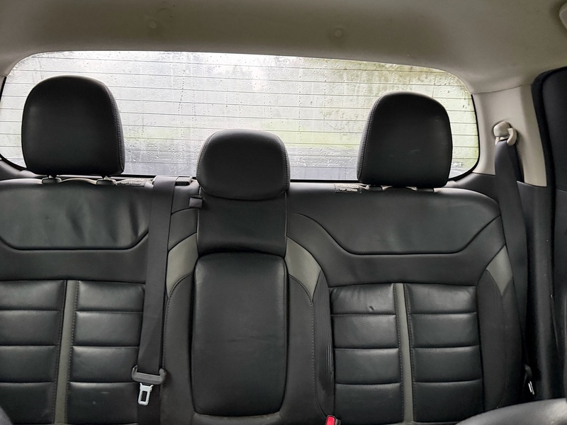 Mitsubishi 2.4 DI-D DC Barbarian Pickup Double Cab 4dr Diesel Manual 4WD Euro 6 (178 ps)