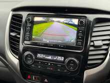 Mitsubishi L200 DI-D DC Barbarian 