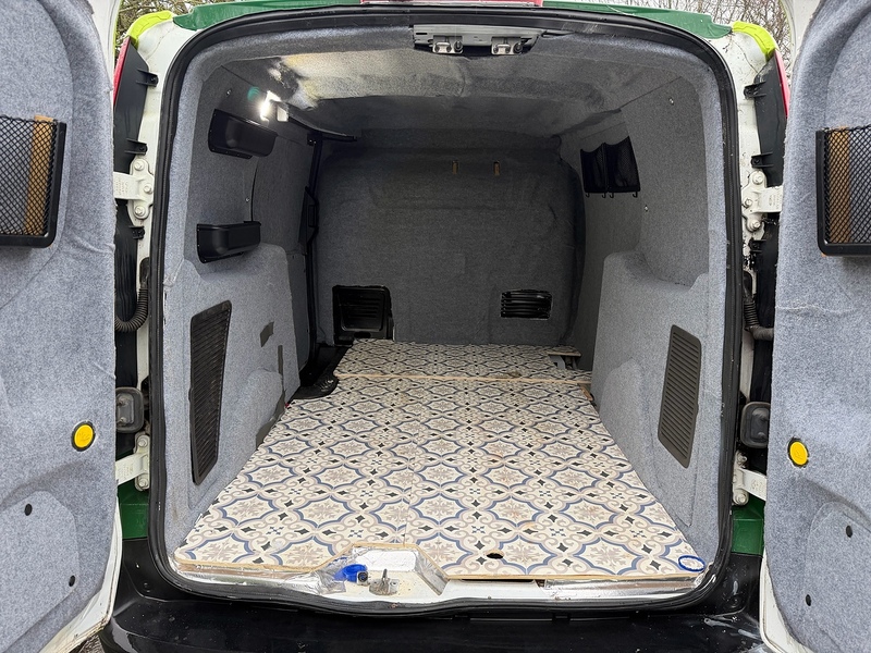 Ford 240 EcoBlue Limited Panel Van 1.5 Manual Diesel