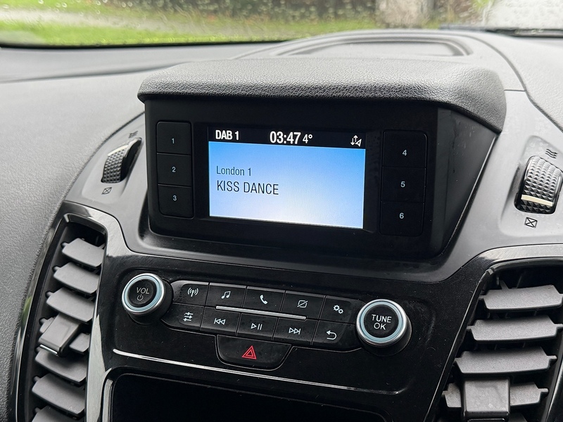 Ford 240 EcoBlue Limited Panel Van 1.5 Manual Diesel