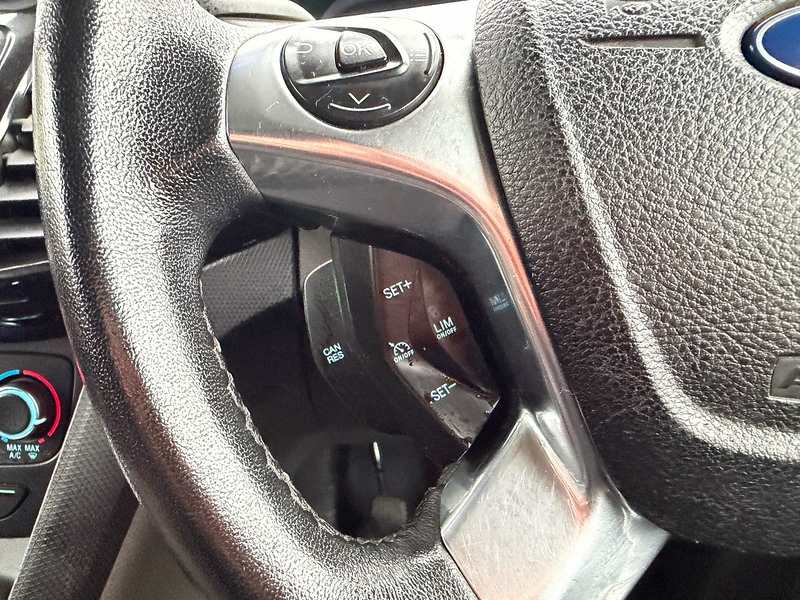 Ford 240 EcoBlue Limited Panel Van 1.5 Manual Diesel