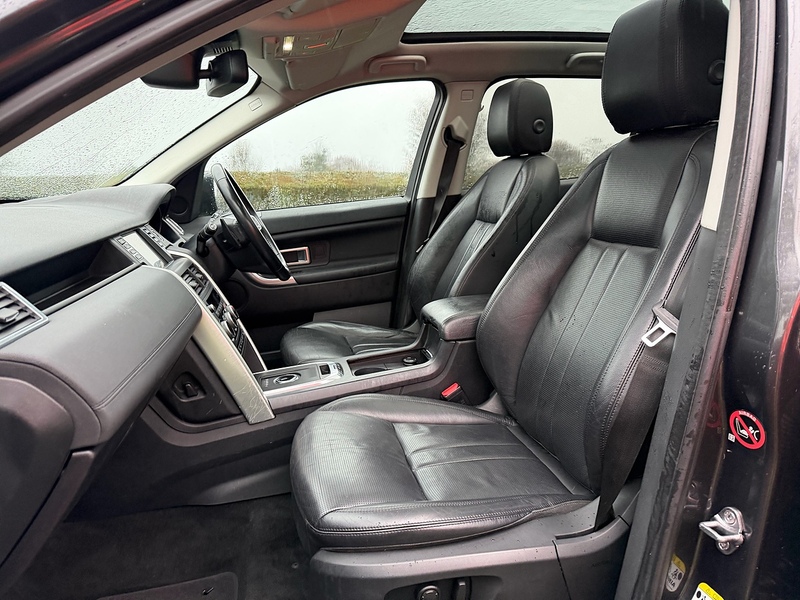 Land Rover TD4 HSE SUV 2.0 Automatic Diesel