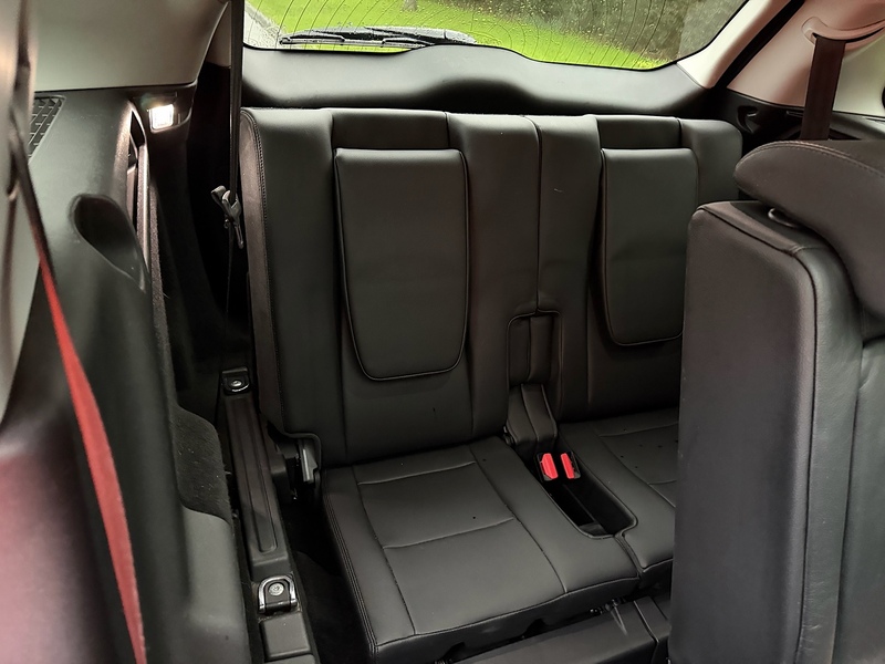 Land Rover TD4 HSE SUV 2.0 Automatic Diesel