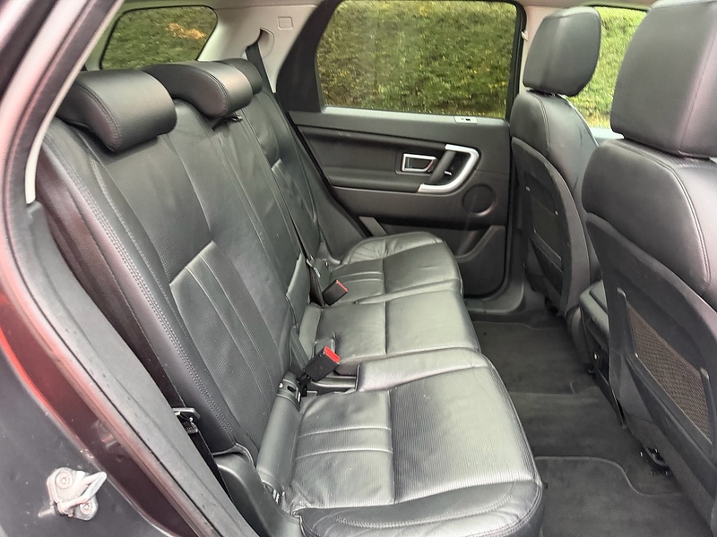 Land Rover TD4 HSE SUV 2.0 Automatic Diesel