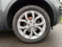 Land Rover Discovery Sport TD4 HSE 