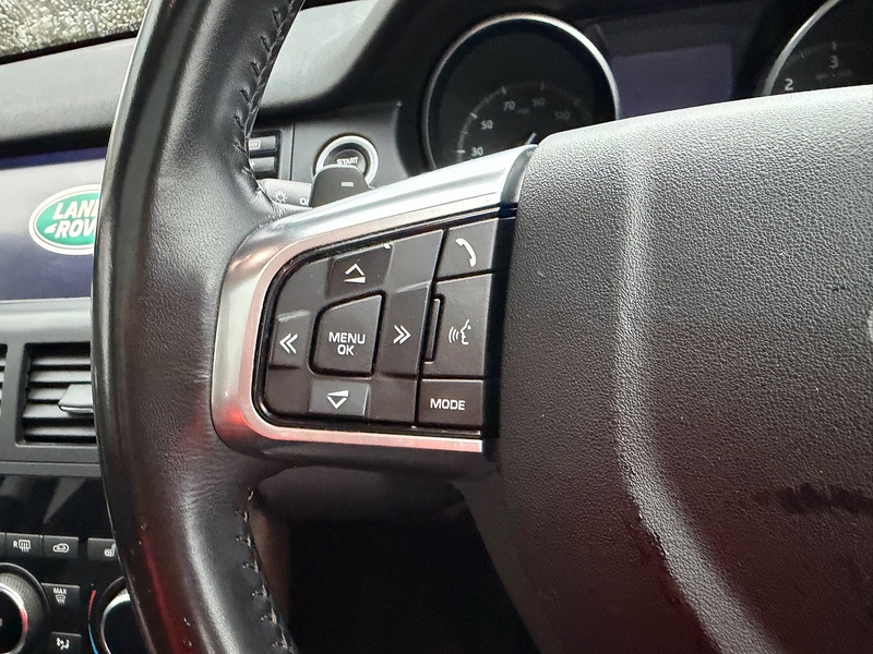 Land Rover TD4 HSE SUV 2.0 Automatic Diesel