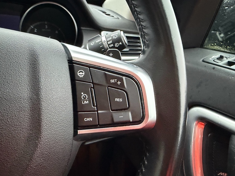 Land Rover TD4 HSE SUV 2.0 Automatic Diesel