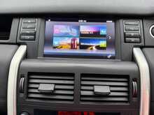 Land Rover Discovery Sport TD4 HSE 