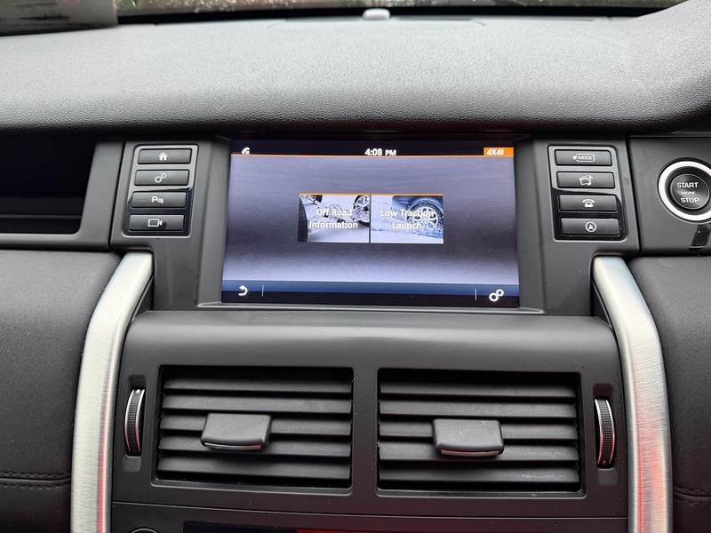 Land Rover TD4 HSE SUV 2.0 Automatic Diesel