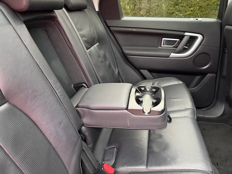 Land Rover TD4 HSE SUV 2.0 Automatic Diesel