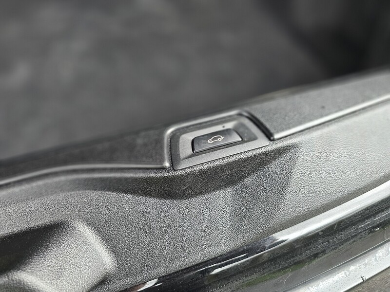 BMW i V8 Competition SUV 4.4 Automatic Petrol