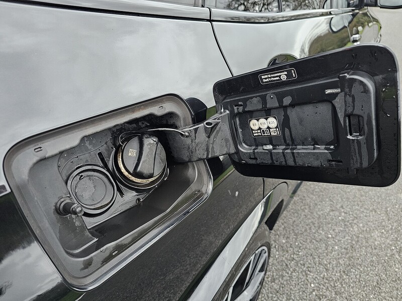 BMW i V8 Competition SUV 4.4 Automatic Petrol