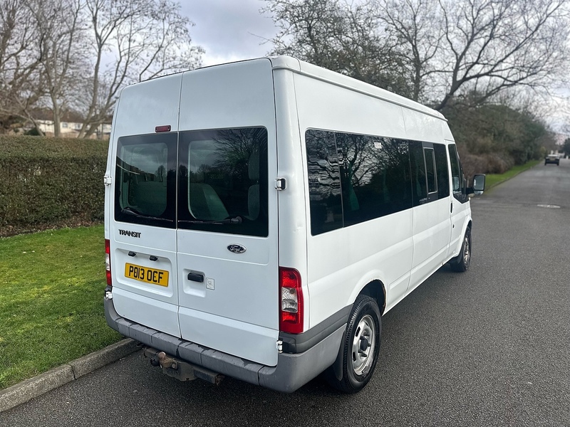 Ford TDCi 350 Minibus 2.2 Manual Diesel