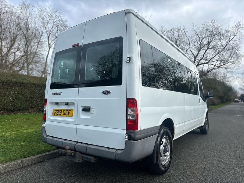 Ford TDCi 350 Minibus 2.2 Manual Diesel
