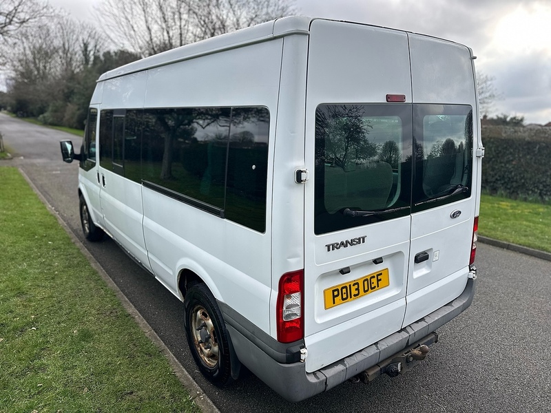 Ford TDCi 350 Minibus 2.2 Manual Diesel