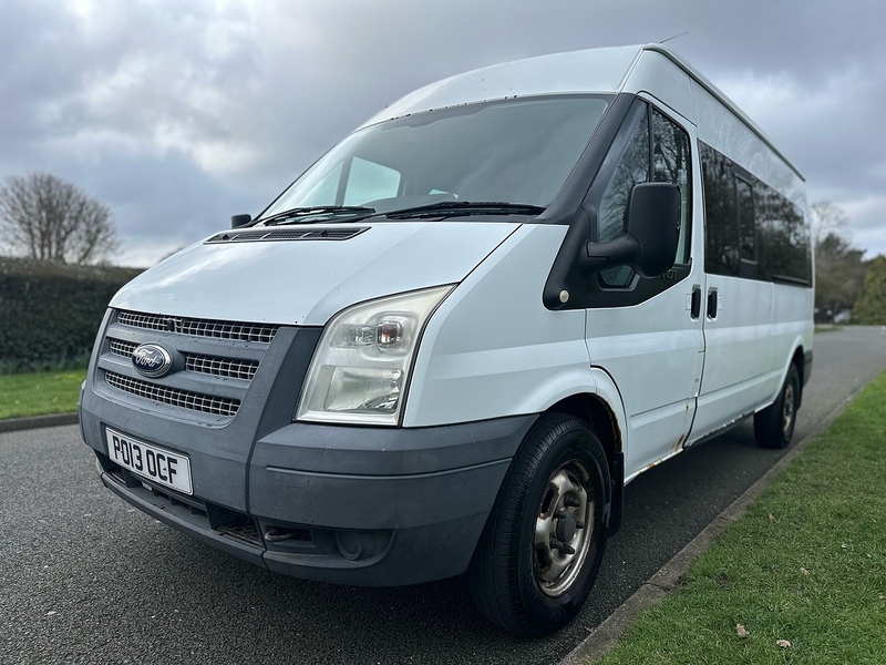 Ford TDCi 350 Minibus 2.2 Manual Diesel