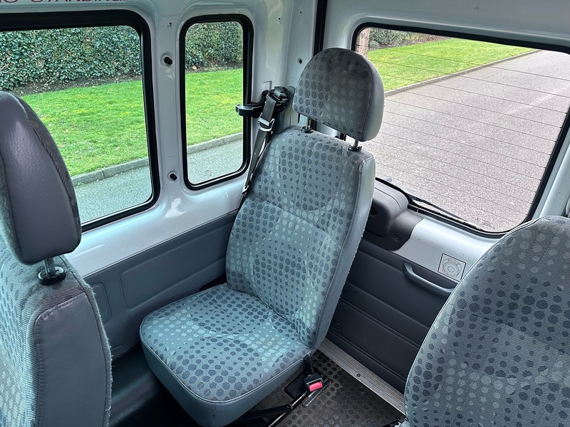Ford TDCi 350 Minibus 2.2 Manual Diesel