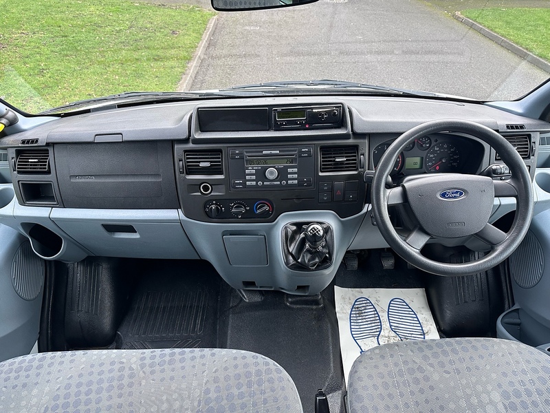 Ford TDCi 350 Minibus 2.2 Manual Diesel