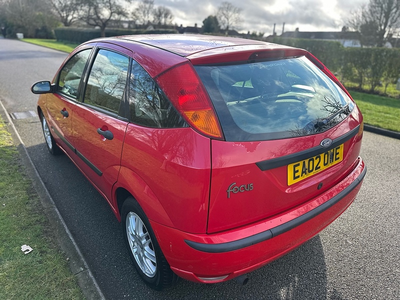 Ford i LX Hatchback 1.6 Manual Petrol