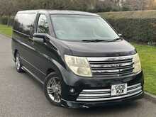 Nissan Elgrand  