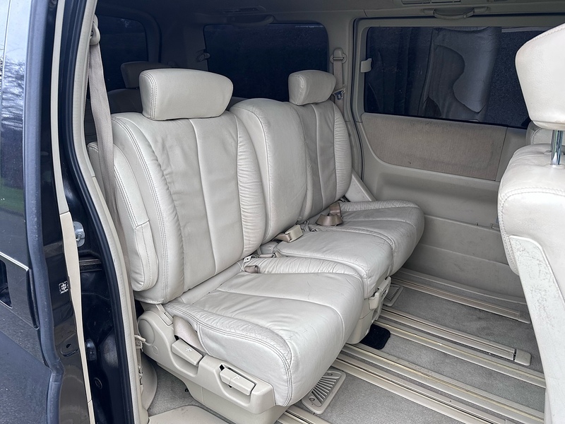 Nissan  MPV 0.0 Petrol