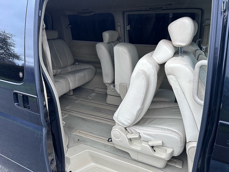 Nissan  MPV 0.0 Petrol