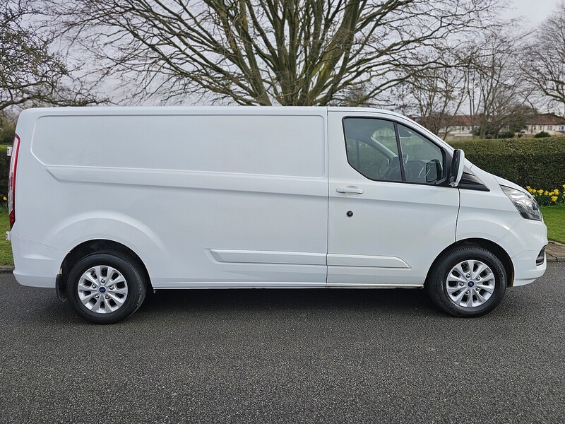 Ford 2.0 300 EcoBlue Limited Panel Van 5dr Diesel Manual L2 H1 Euro 6 (s/s) (130 ps)