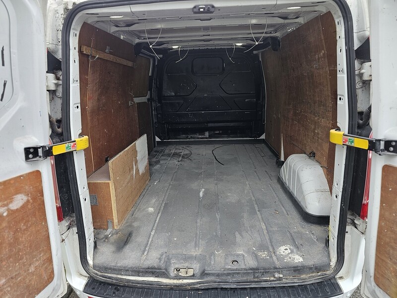 Ford 2.0 300 EcoBlue Limited Panel Van 5dr Diesel Manual L2 H1 Euro 6 (s/s) (130 ps)
