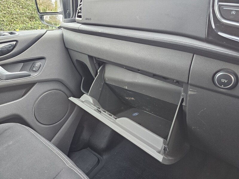 Ford 2.0 300 EcoBlue Limited Panel Van 5dr Diesel Manual L2 H1 Euro 6 (s/s) (130 ps)