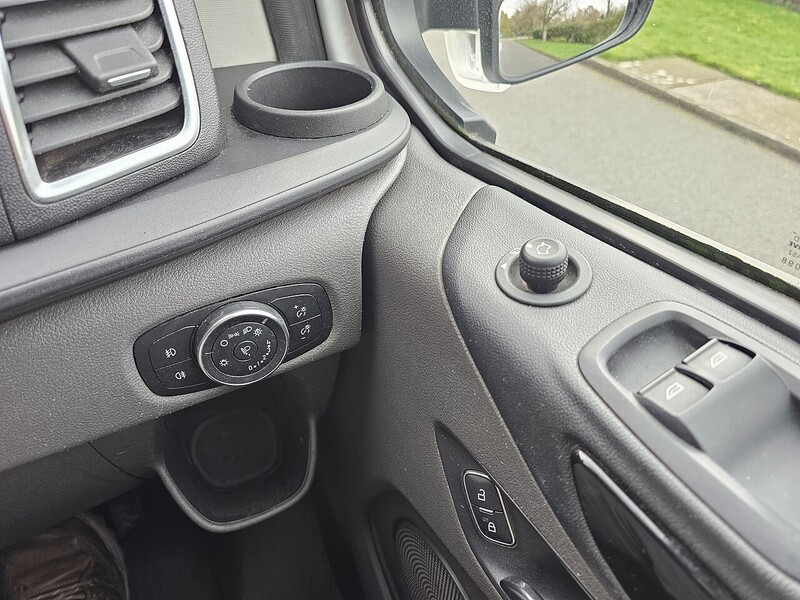 Ford 2.0 300 EcoBlue Limited Panel Van 5dr Diesel Manual L2 H1 Euro 6 (s/s) (130 ps)