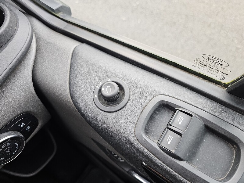 Ford 2.0 300 EcoBlue Limited Panel Van 5dr Diesel Manual L2 H1 Euro 6 (s/s) (130 ps)