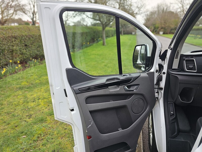 Ford 2.0 300 EcoBlue Limited Panel Van 5dr Diesel Manual L2 H1 Euro 6 (s/s) (130 ps)