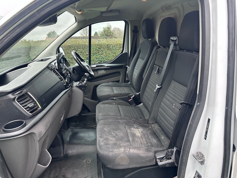 Ford 2.0 280 EcoBlue Limited Panel Van 5dr Diesel Manual L1 H1 Euro 6 (s/s) (130 ps)