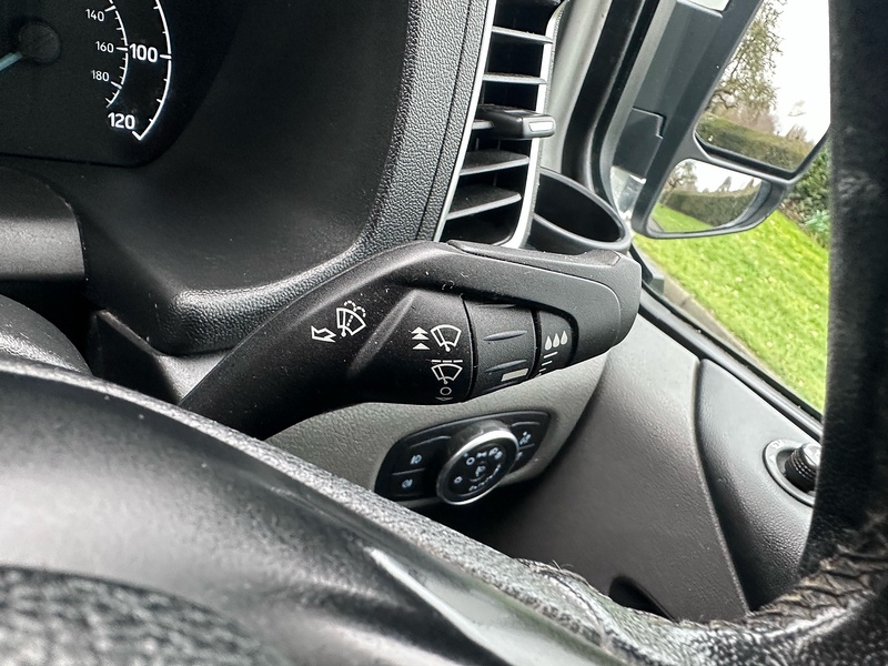 Ford 2.0 280 EcoBlue Limited Panel Van 5dr Diesel Manual L1 H1 Euro 6 (s/s) (130 ps)