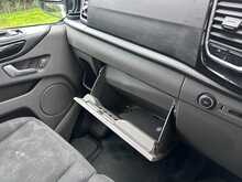 Ford Transit Custom 280 EcoBlue Limited 