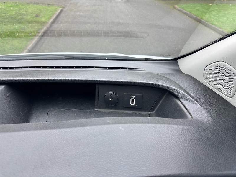 Ford 2.0 280 EcoBlue Limited Panel Van 5dr Diesel Manual L1 H1 Euro 6 (s/s) (130 ps)