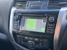 Nissan Navara dCi Tekna 