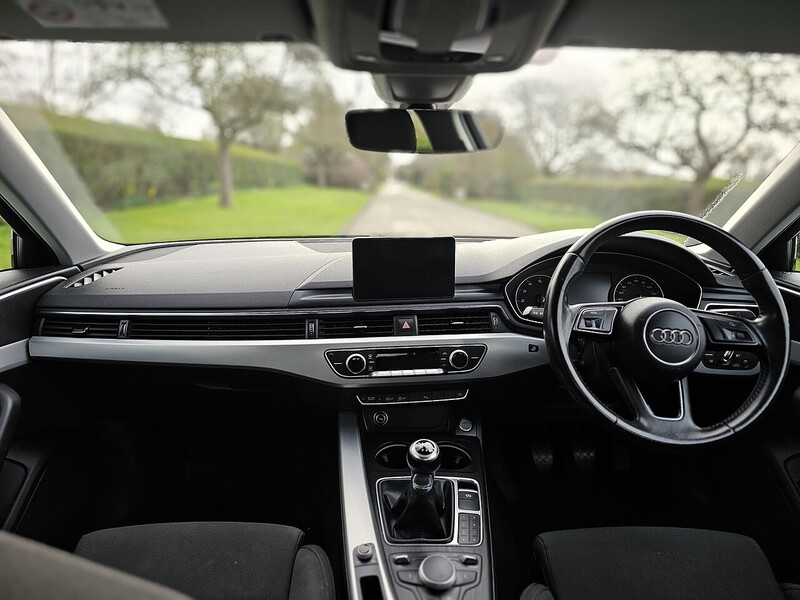 Audi TFSI Sport Saloon 1.4 Manual Petrol