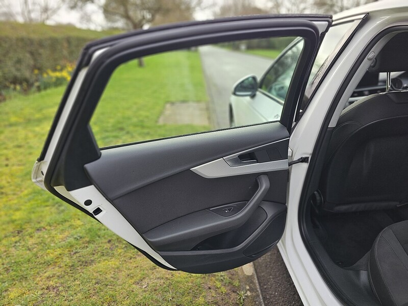 Audi TFSI Sport Saloon 1.4 Manual Petrol