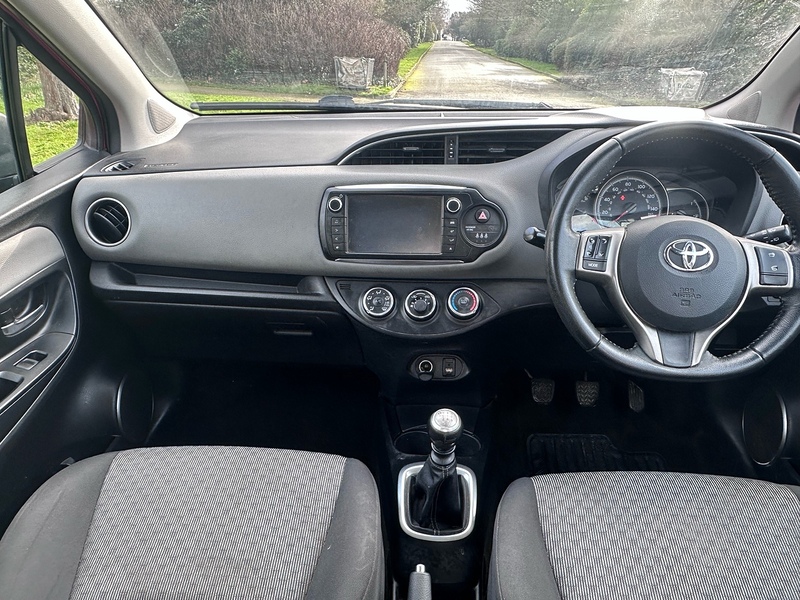 Toyota Dual VVT-i Icon Hatchback 1.3 Manual Petrol