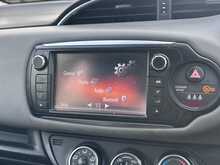 Toyota Yaris Dual VVT-i Icon 